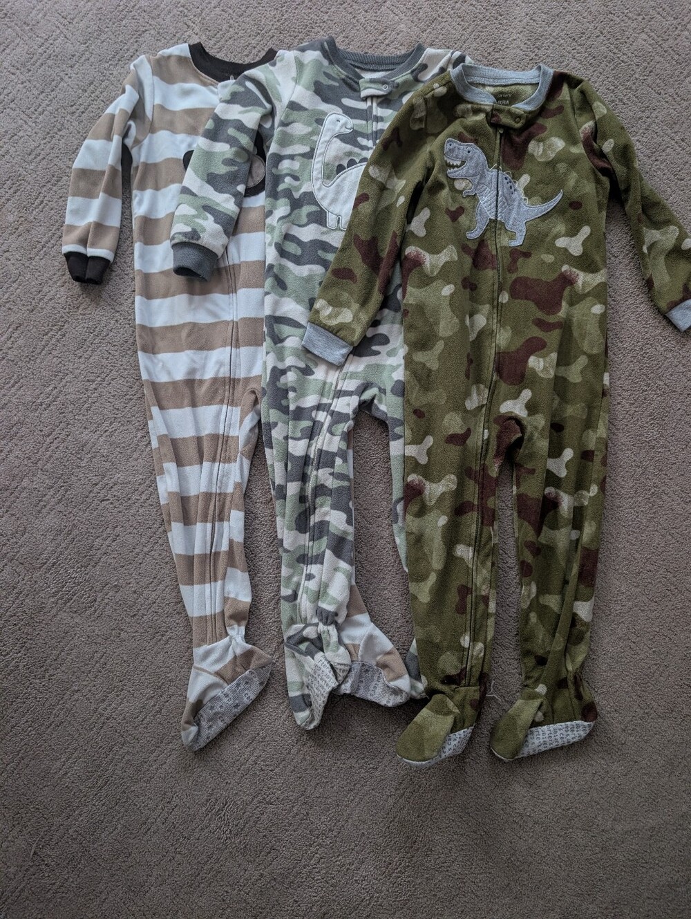 Carter's Bundle Of 3 Toddler Boy Footed Fleece Pajamas Size 4T